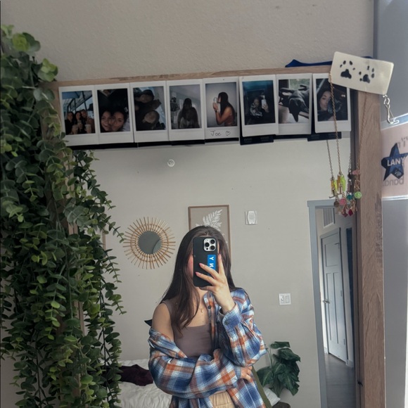 Flannel - Picture 3 of 4